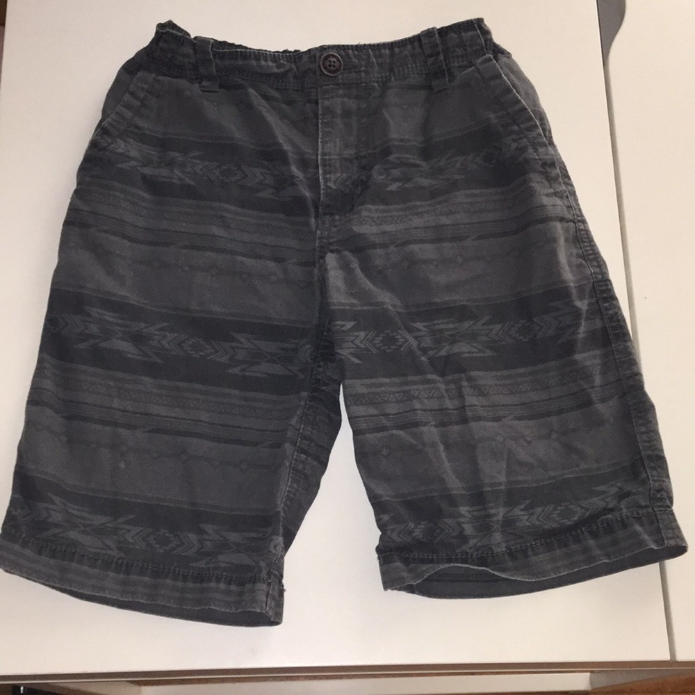 Aeropostale boys knee length shorts